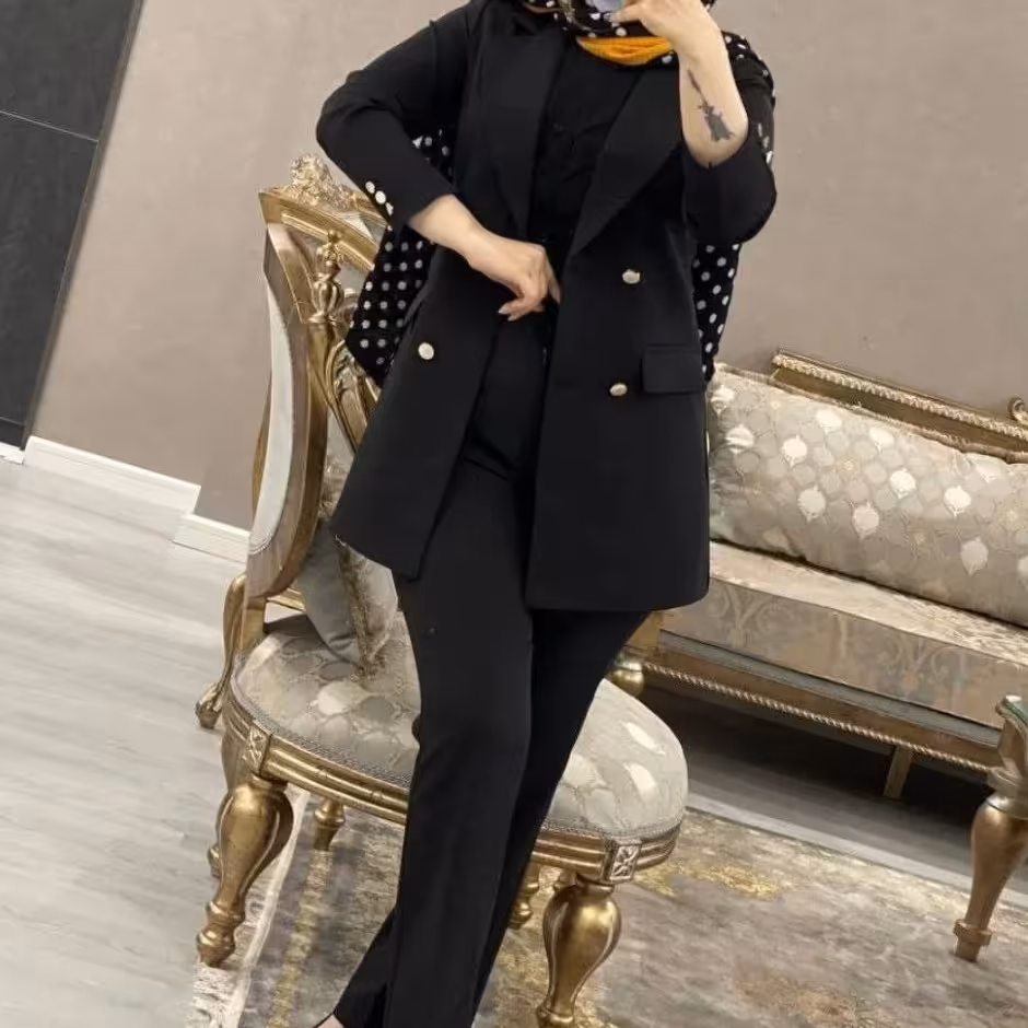 کت شلوار نگین مشگی جنس کرپ مازراتی
