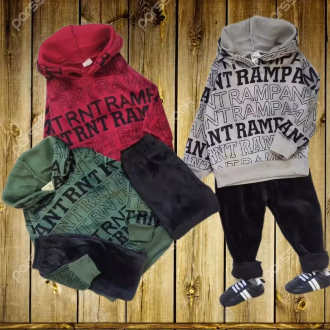 هودی و شلوار مخمل 