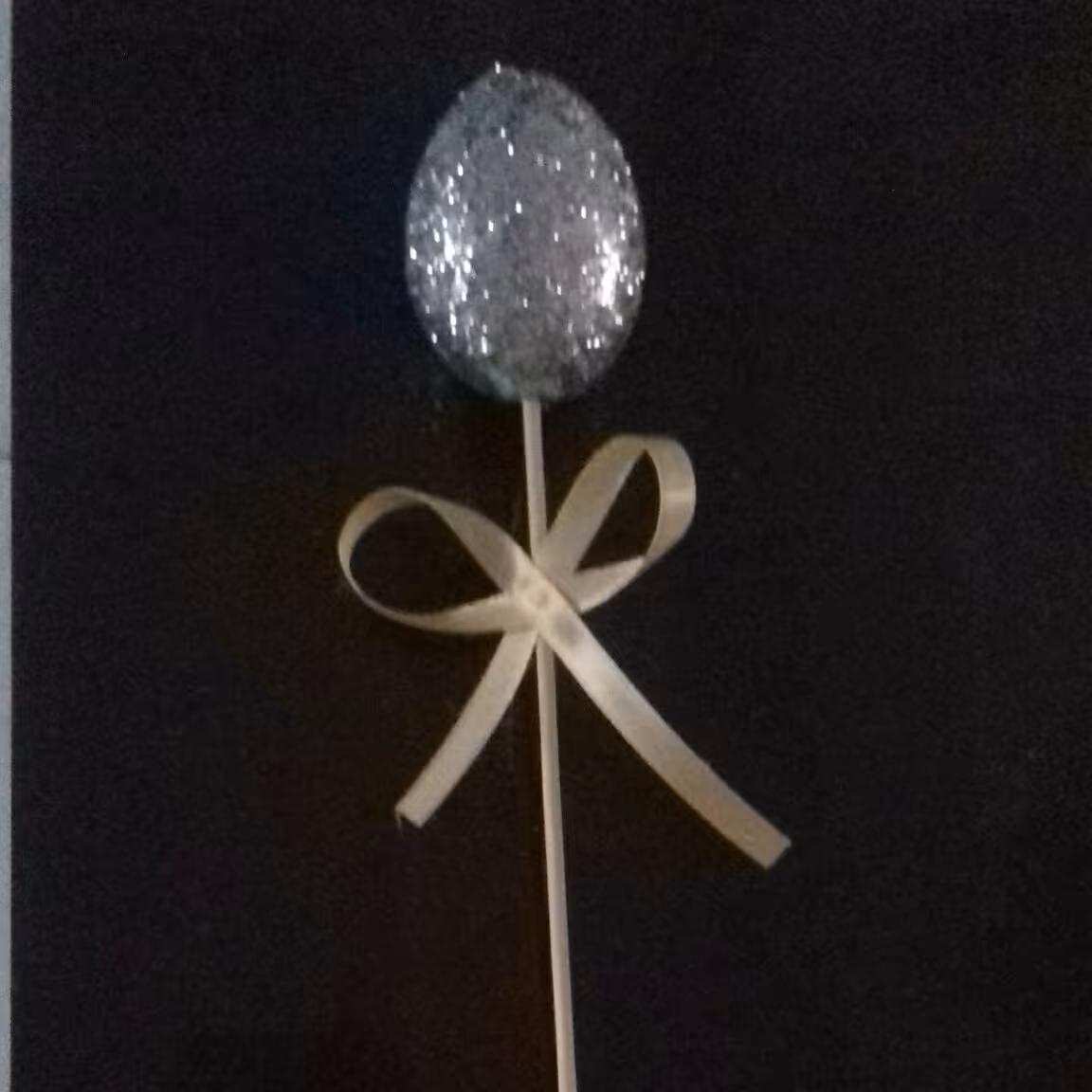 تخم مرغ اکلیلی