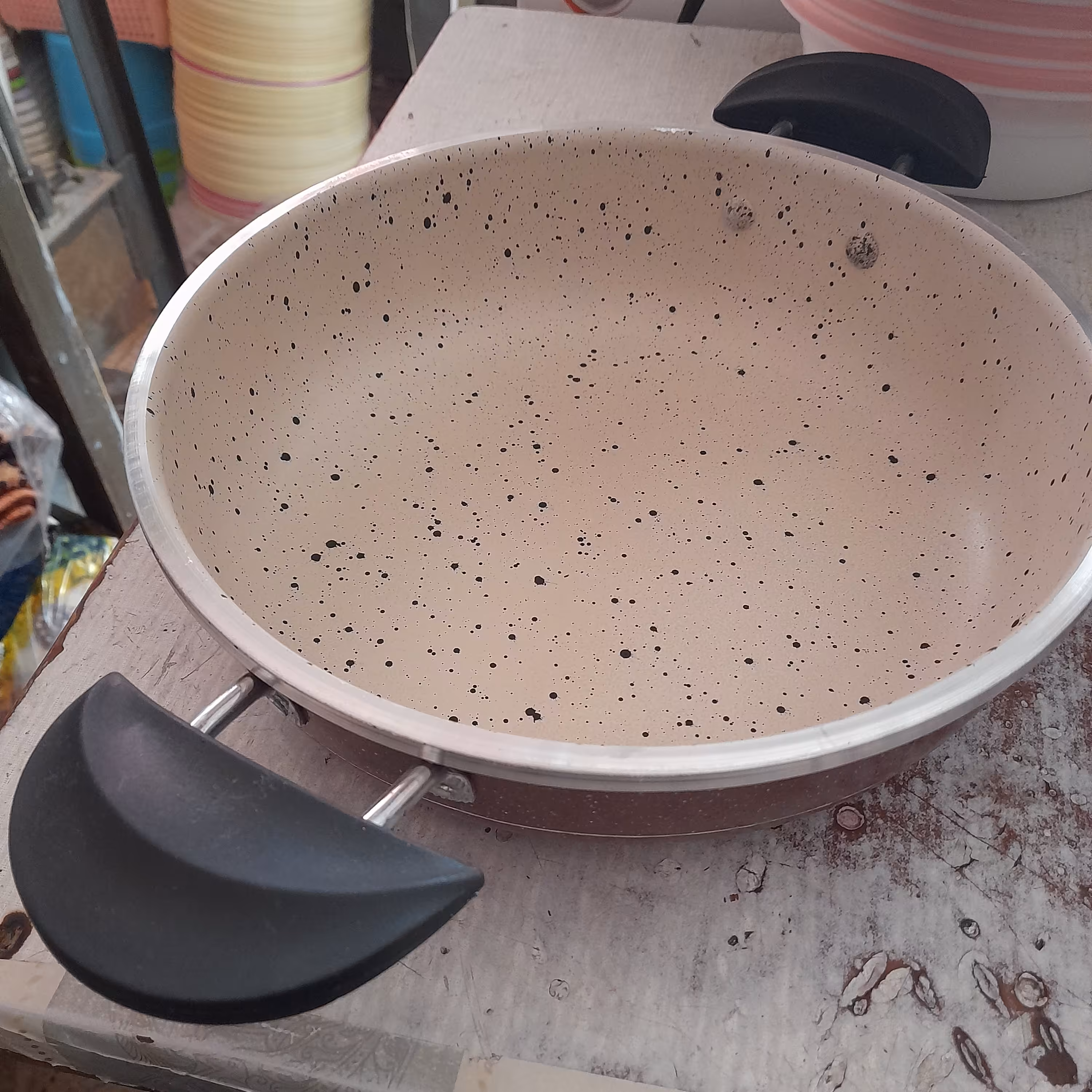 تابه گرانیتی متوسط