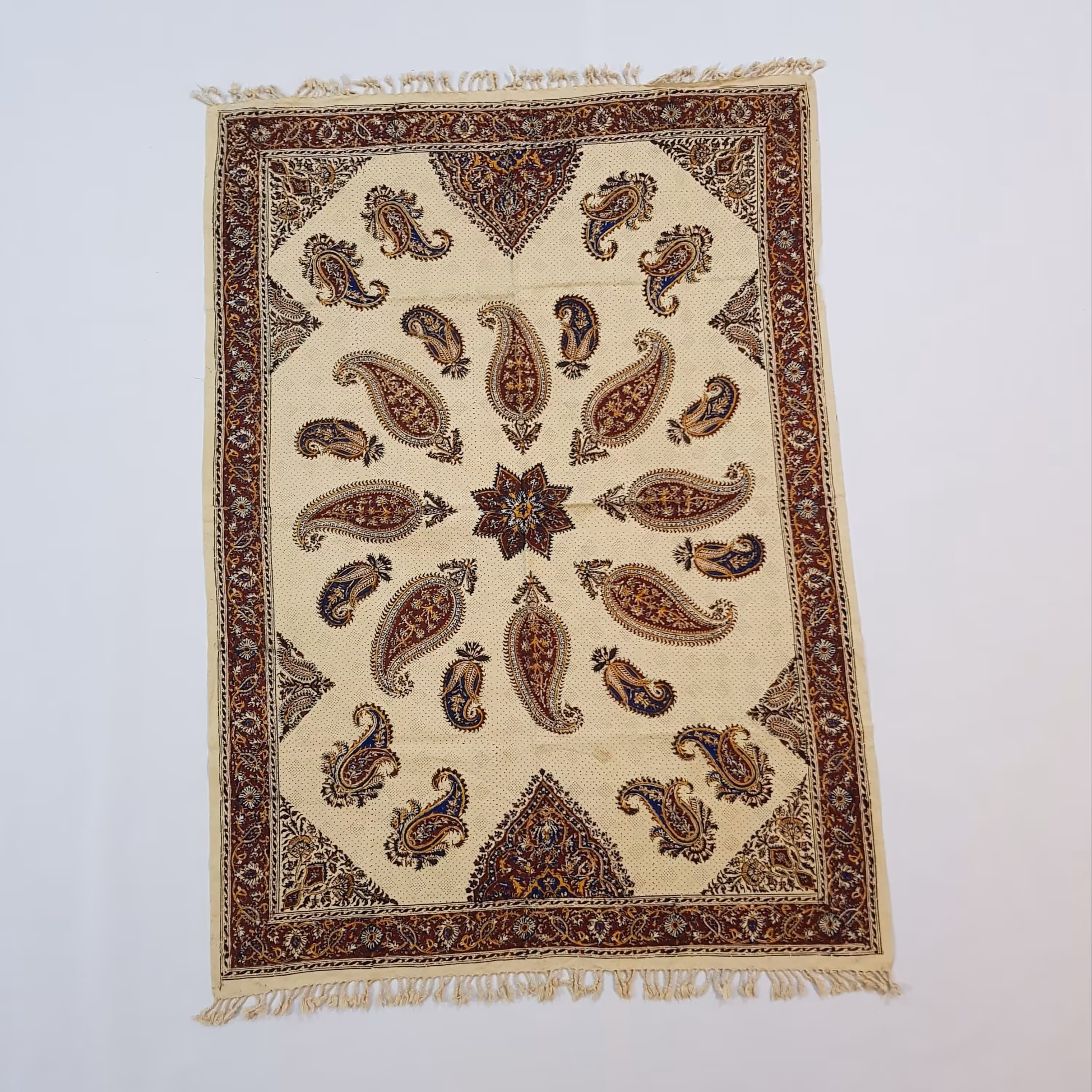 سفره قلمکار  بته جقه  مستطیل ترنج 