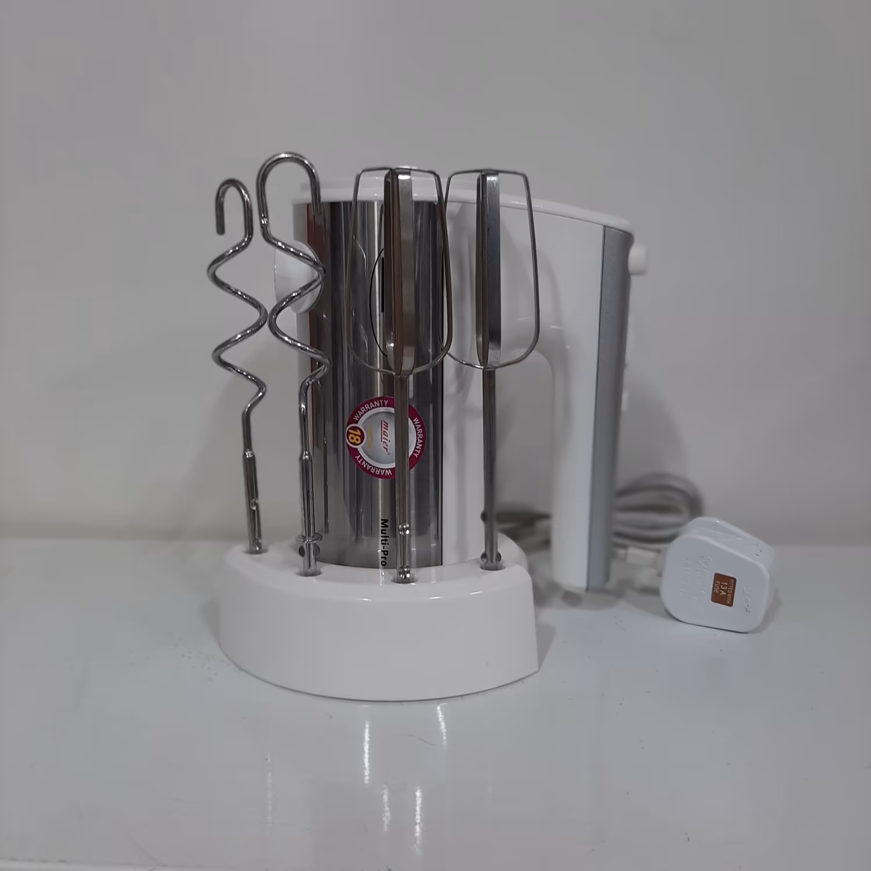 همزن برقی مایر