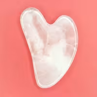 سنگ ماساژ گواشا مدل قلبی - از سنگ وایت رز اصل