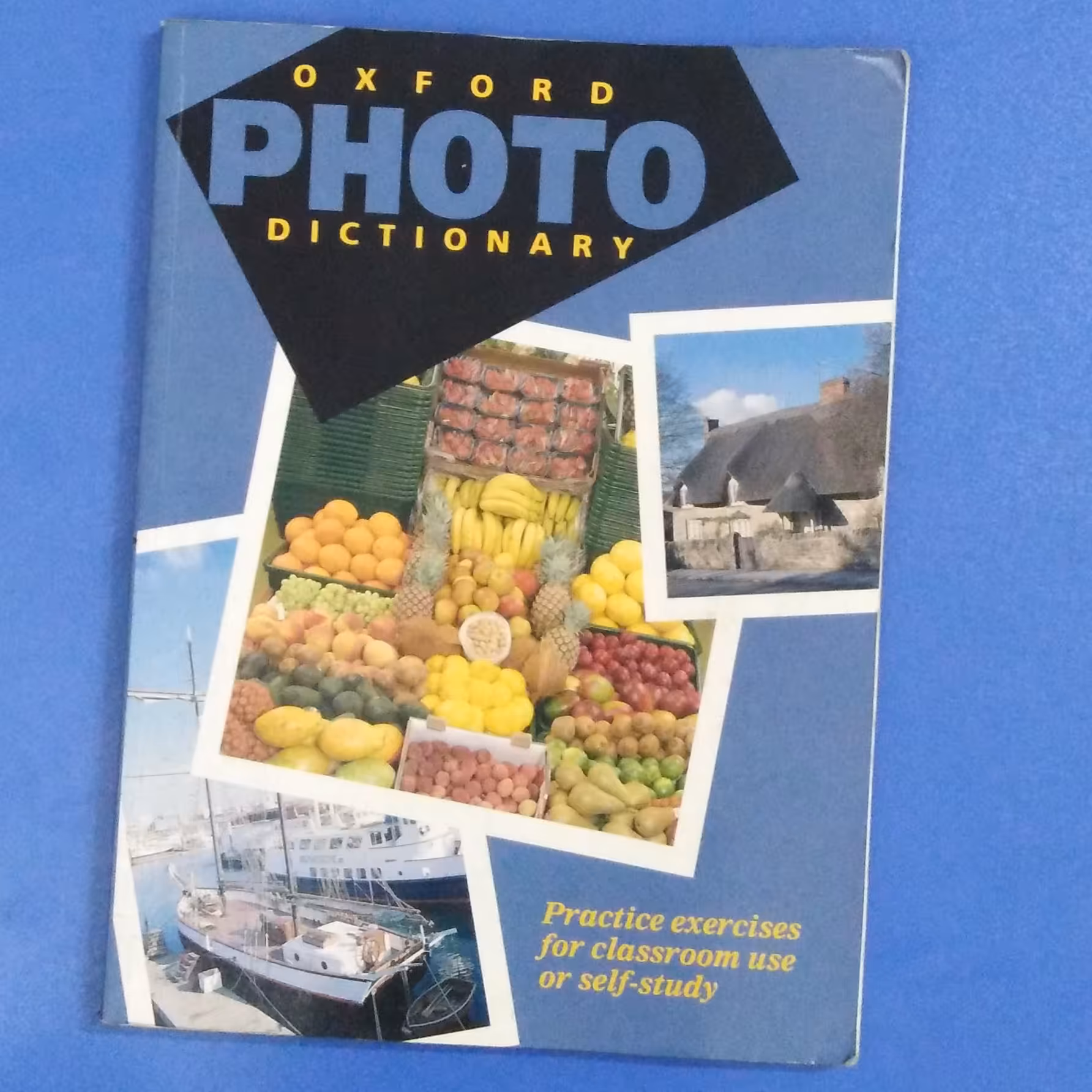 کتاب OXFORD PHOTO DICTIONARY،قطع وزیری شومیز چاپ خارج از کشور،125 صفحه