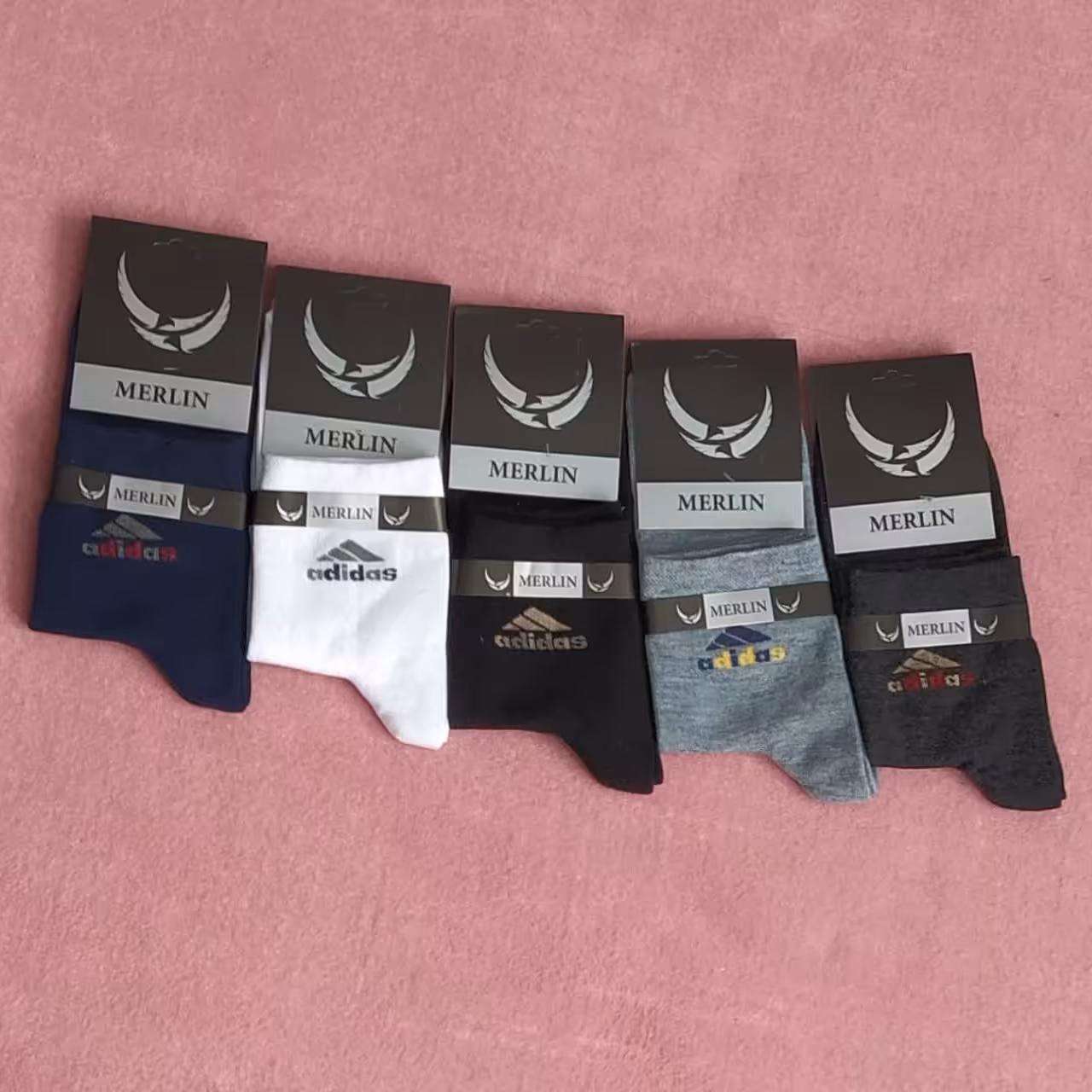 جوراب پسرانه مردانه جنس نخ پنبه نیم ساق با رنگ بندی بسیار  شیک 