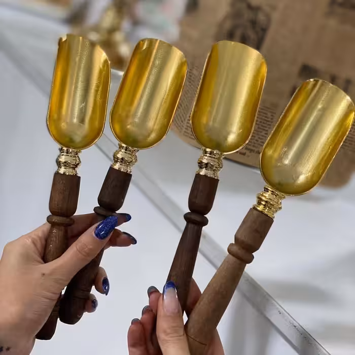 قاشق اجیل خوری دسته چوبی سایز 23 سانت