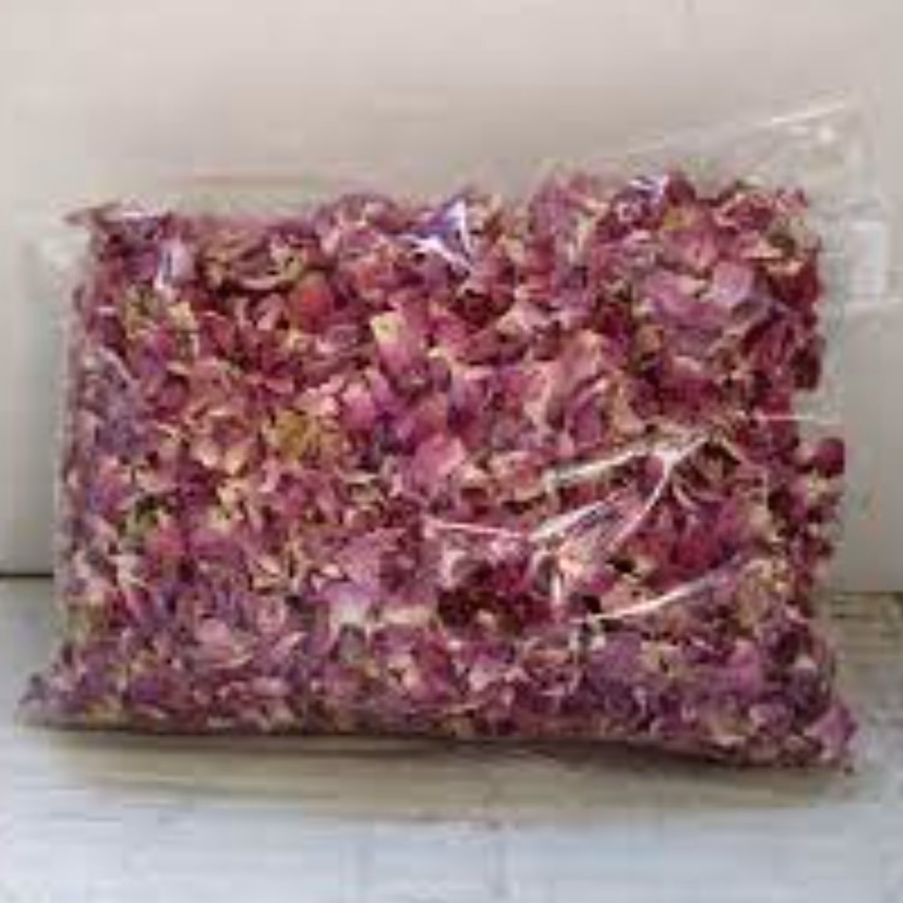 گل محمدی اعلا (محله گل وبلبل)1000گرم محصول بهشت ایران زمین