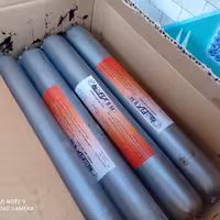 درزگیر ماستیک، بر پایه قیر نانو پلیمر، سرد اجرا، 600 گرمی، سوسیسی، مشکی، ایزوفست 