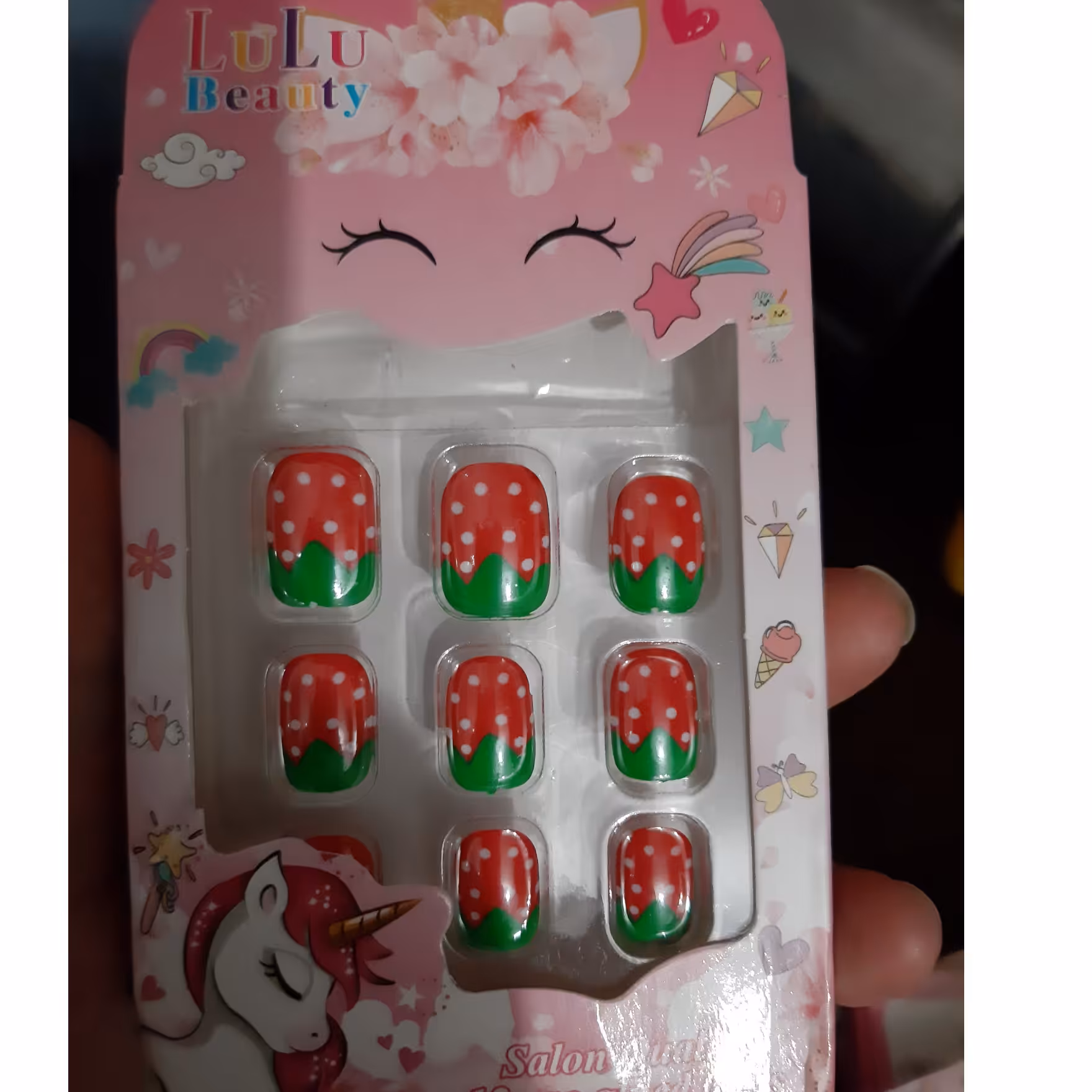 ناخن مصنوعی کودک