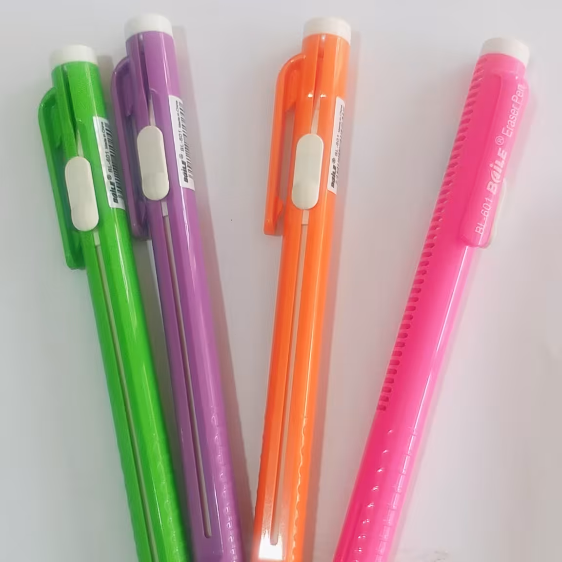 پاکن اتودی یدک خور خارجی با کیفیت عالی و مخصوص دانش آموزان نقاش