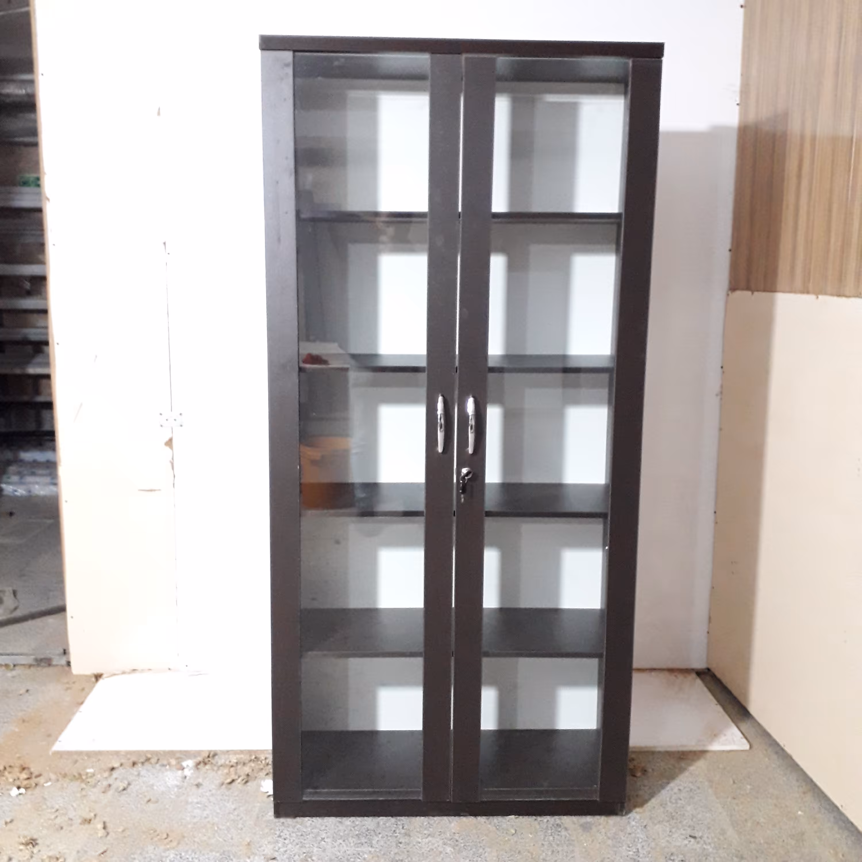 کتابخانه اداری زونکن خور . کمد فایل بایگانی. پس کرایه