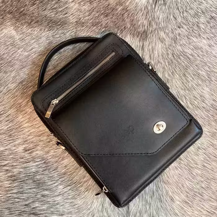 کیف چرم شیک دست دوز