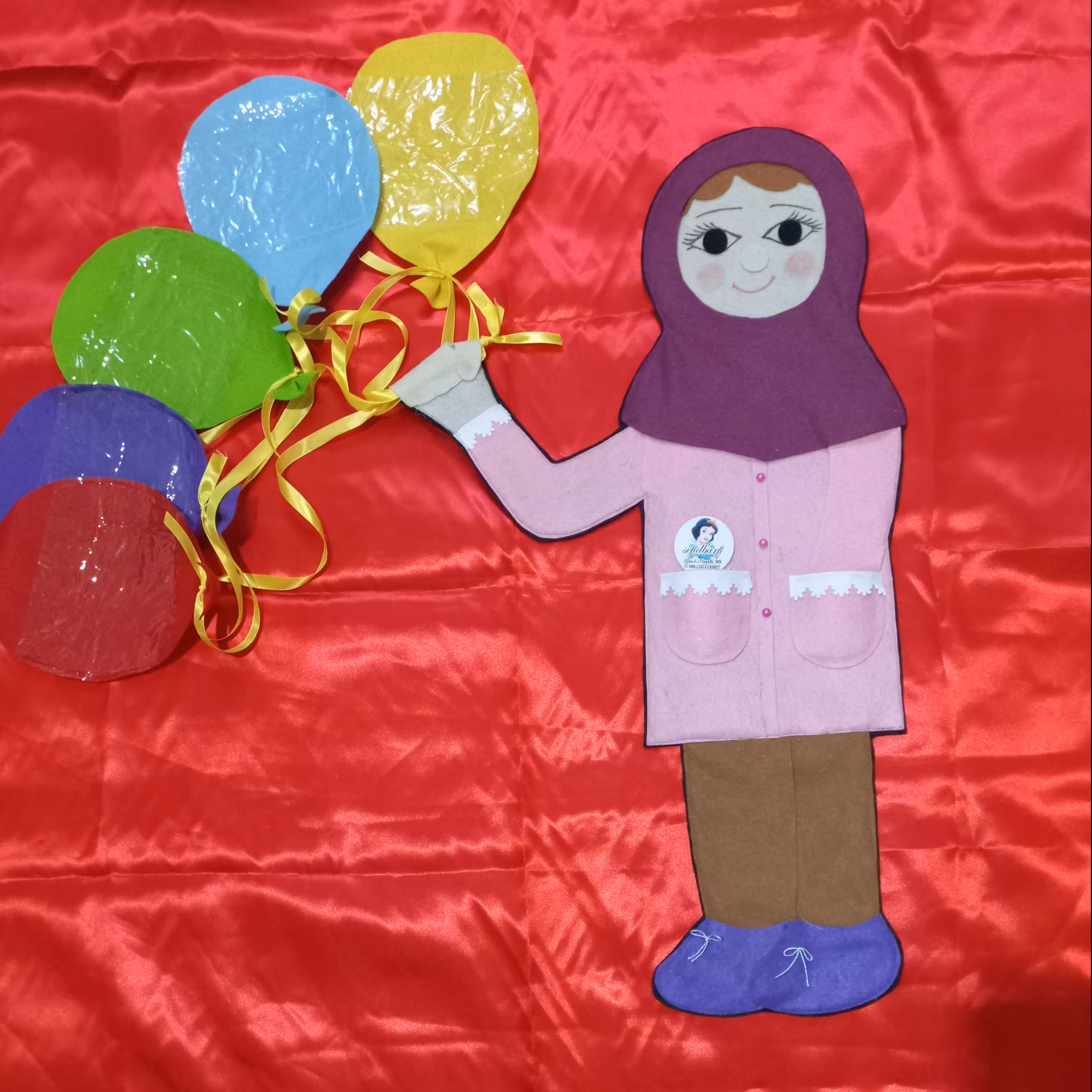 برنامه هفتگی ، طرح دختر  سایز خیلی بزرگ
