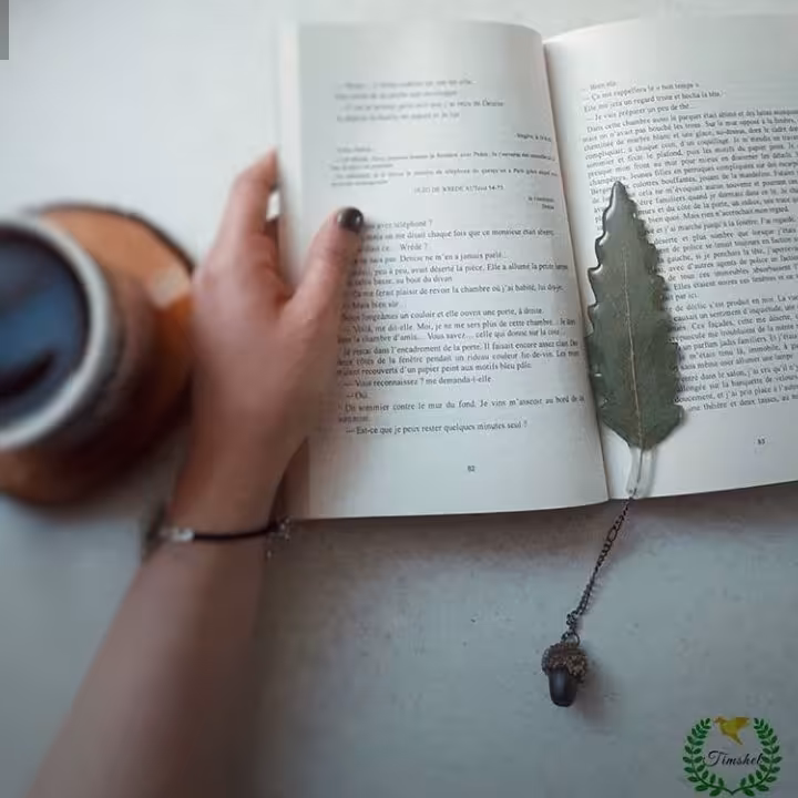 نشانک کتاب با برگ دلخواه