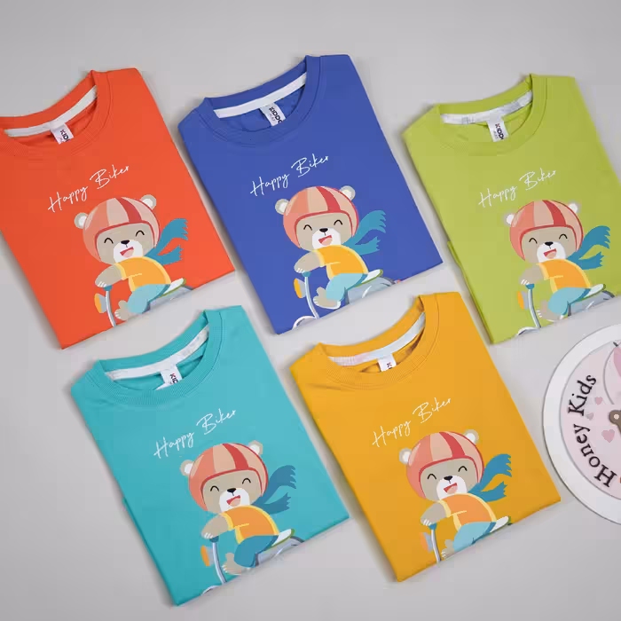 تیشرت شلوارک پسرانه و دخترانه نخ پنبه طرح خرس موتورسوار در چند رنگ زیبا مناسب 4 و 5 سال