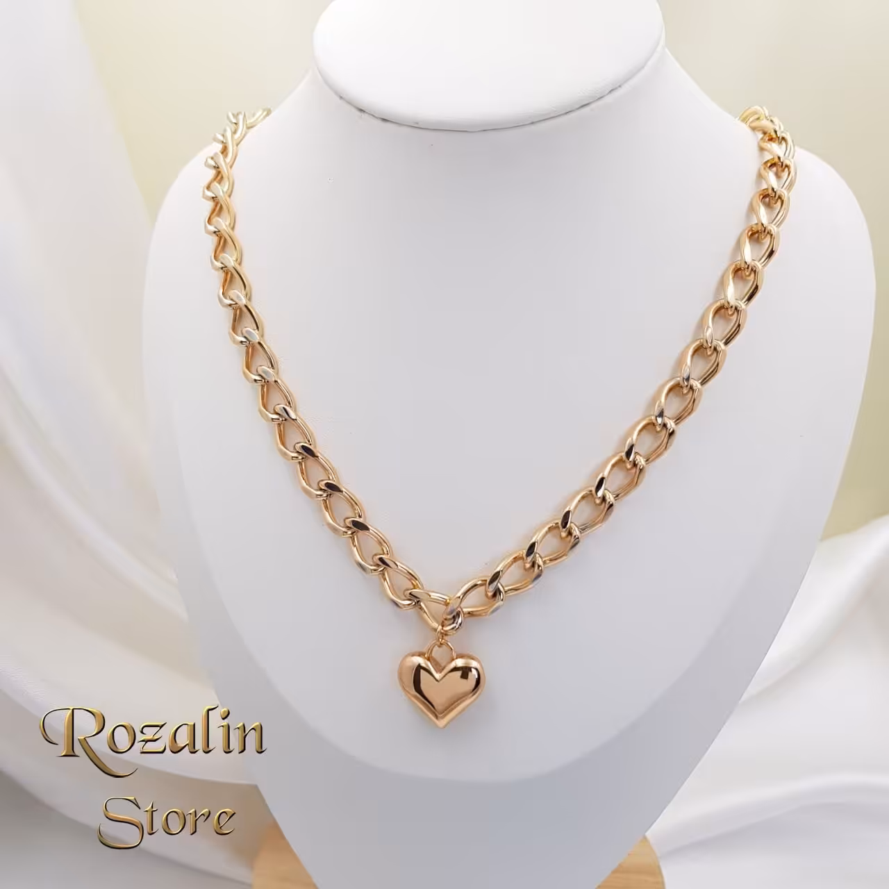 گردنبند زنانه ژوپینگ مدل کارتیر با قلب براق

