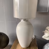 آباژور مدرن کوزه ای، نازک و سبک 