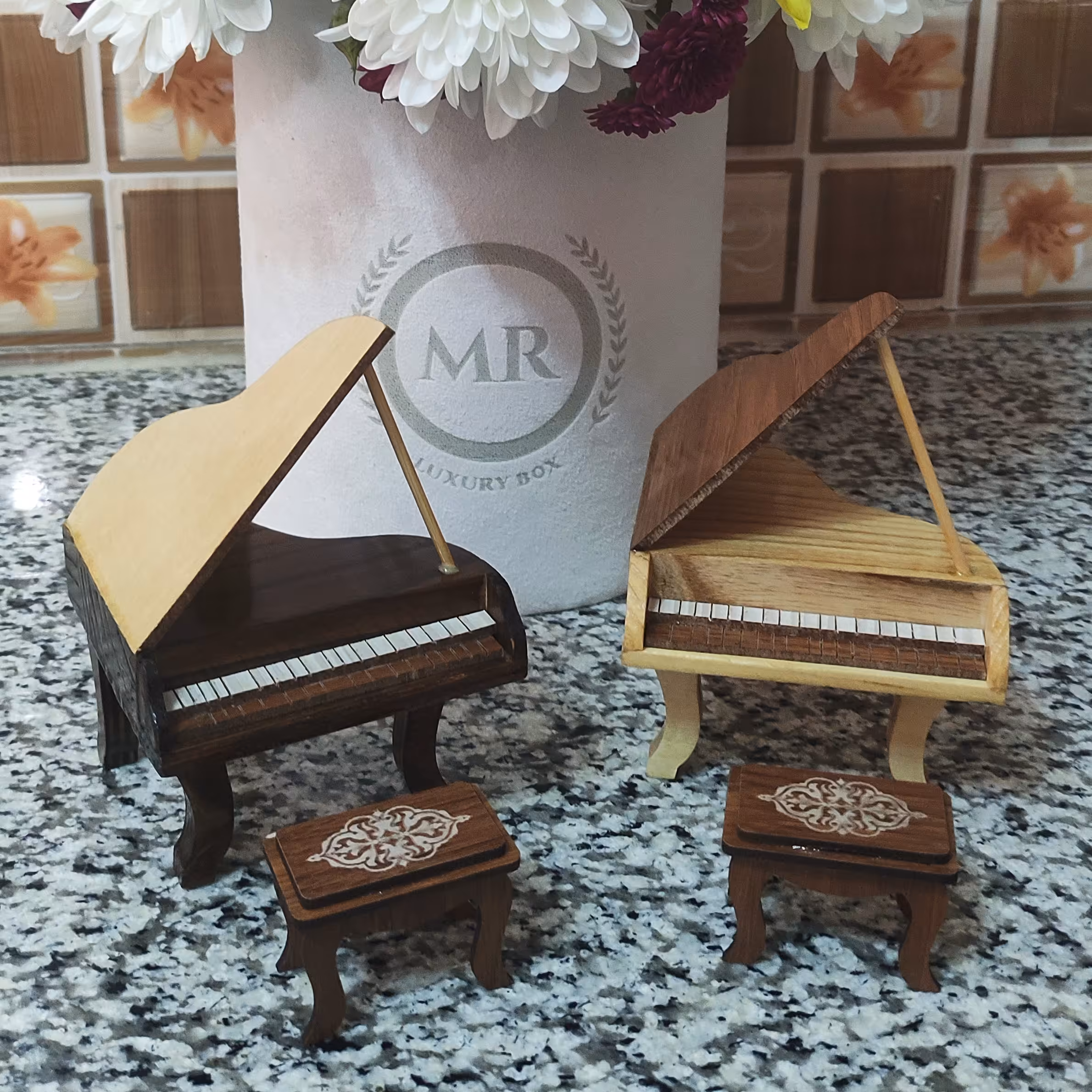 پیانو دکوری چوبی 