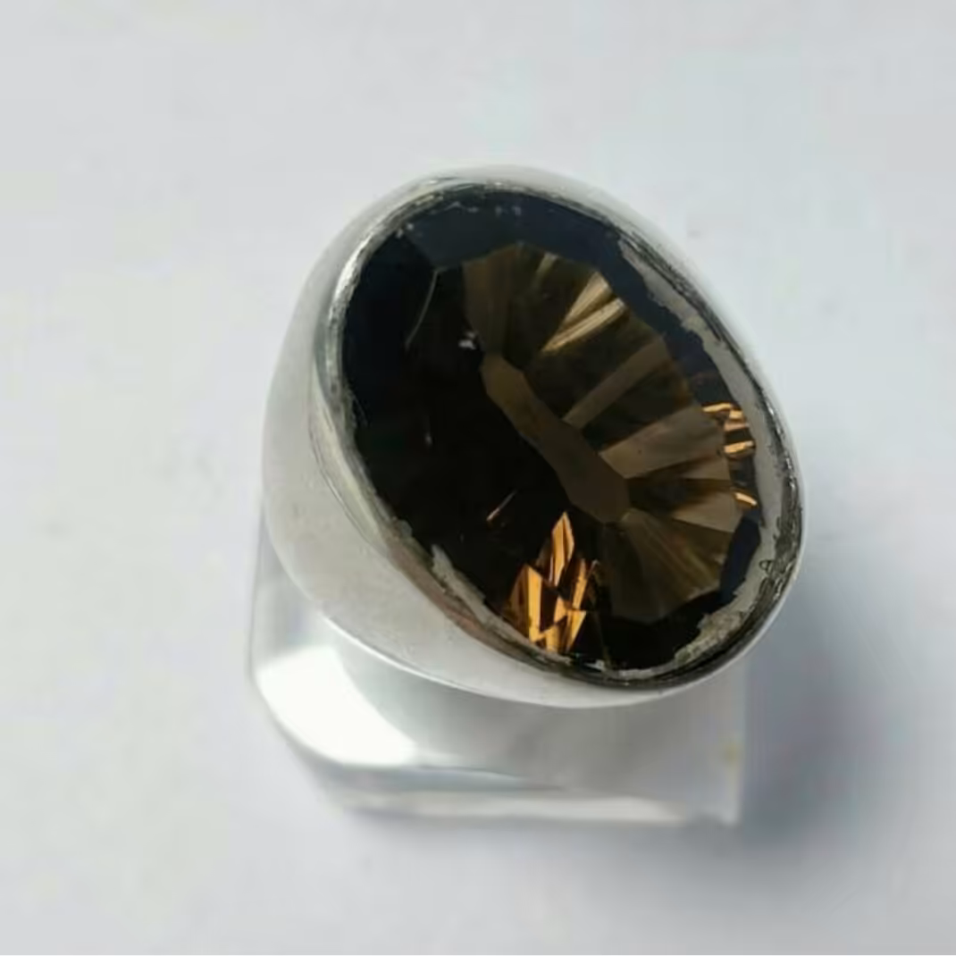 انگشتر  کوارتز دودی با رکاب نقره دستساز فیلی 