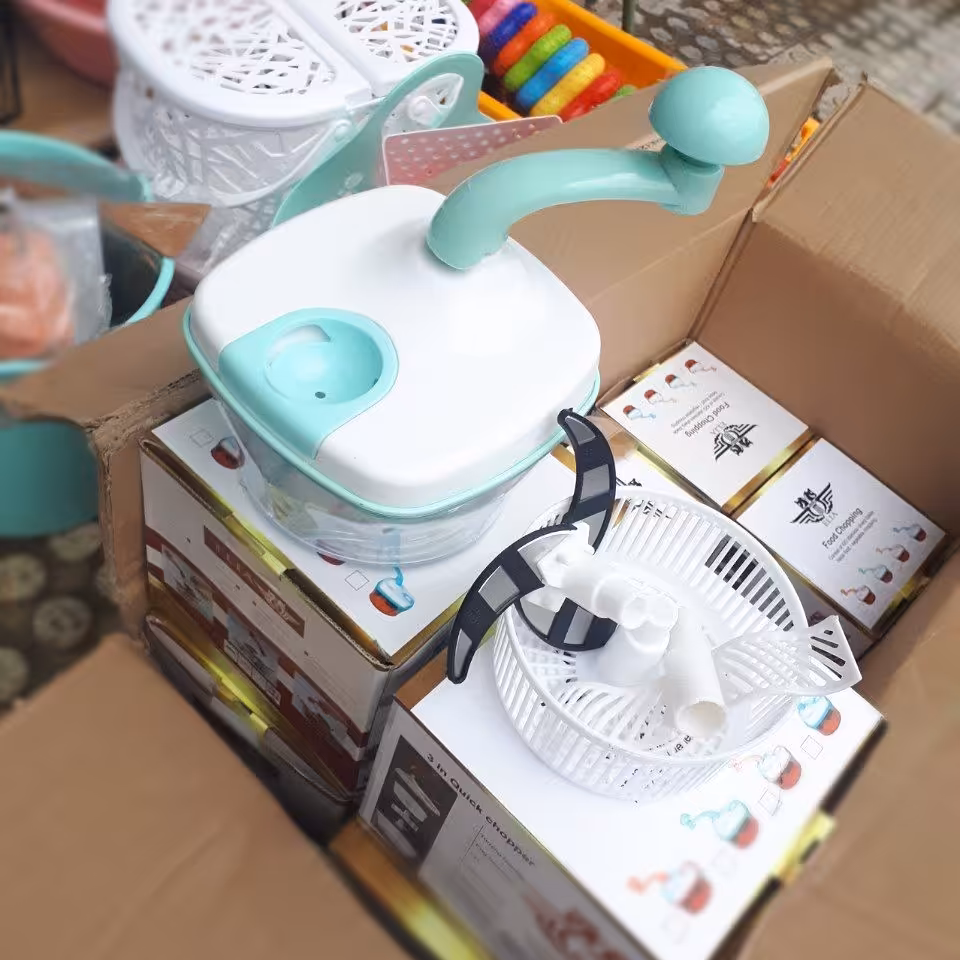 خردکن همزن خشکـــکن جداکننده تخممرغ

دارای تیغه های استیل فوق العاده تیز و محکم
دارای اقلام موجود در تصویر