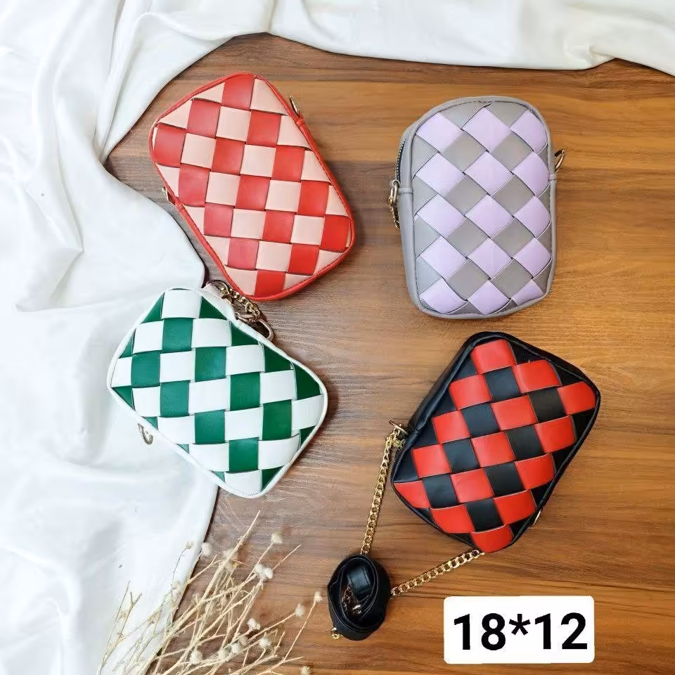 کیف موبایلی مدل بافت شطرنجی