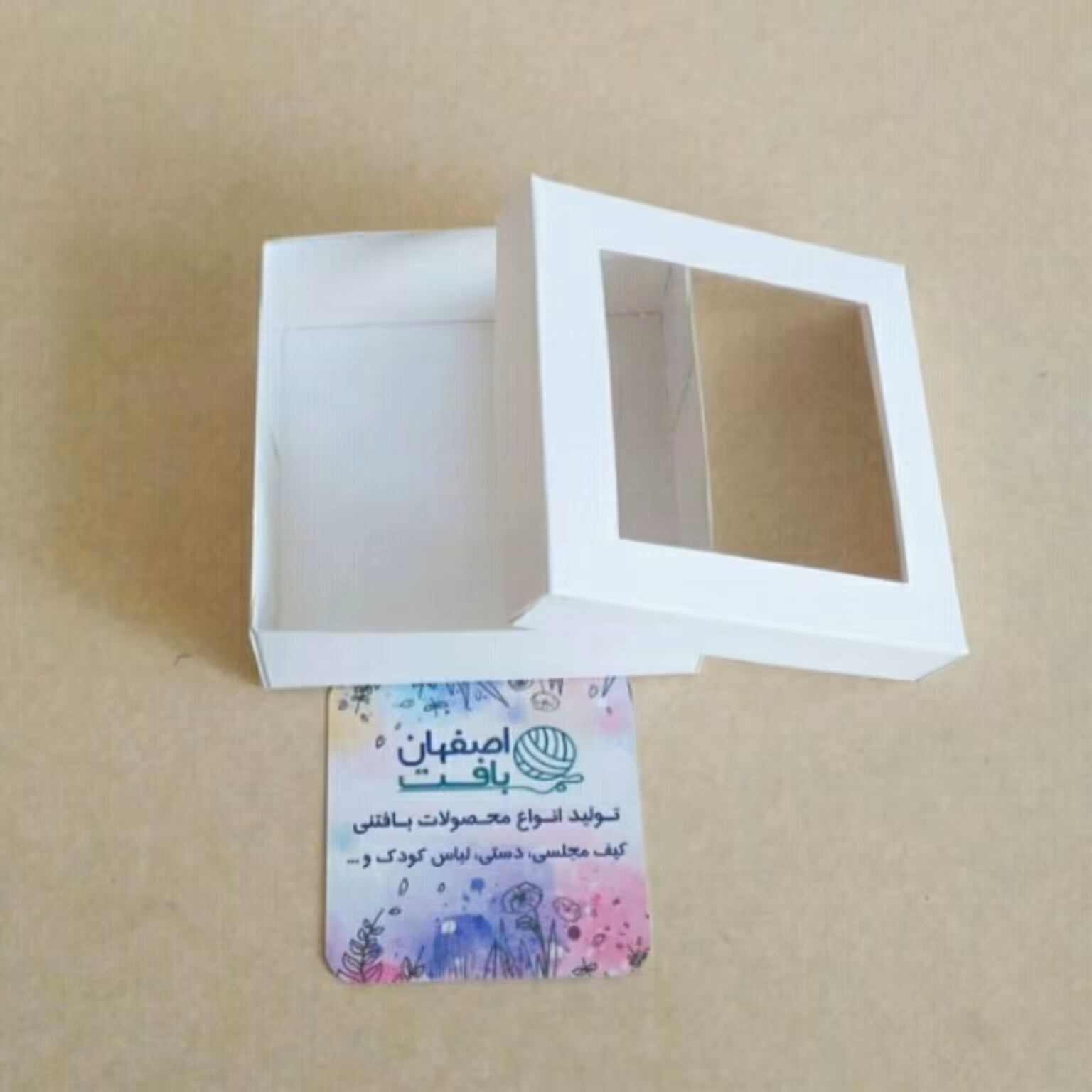 جعبه گیفت و اکسسوری بسته 50تایی مونتاژ نشده  8در 8 ارتفاع 3 جعبه سفید طلقی