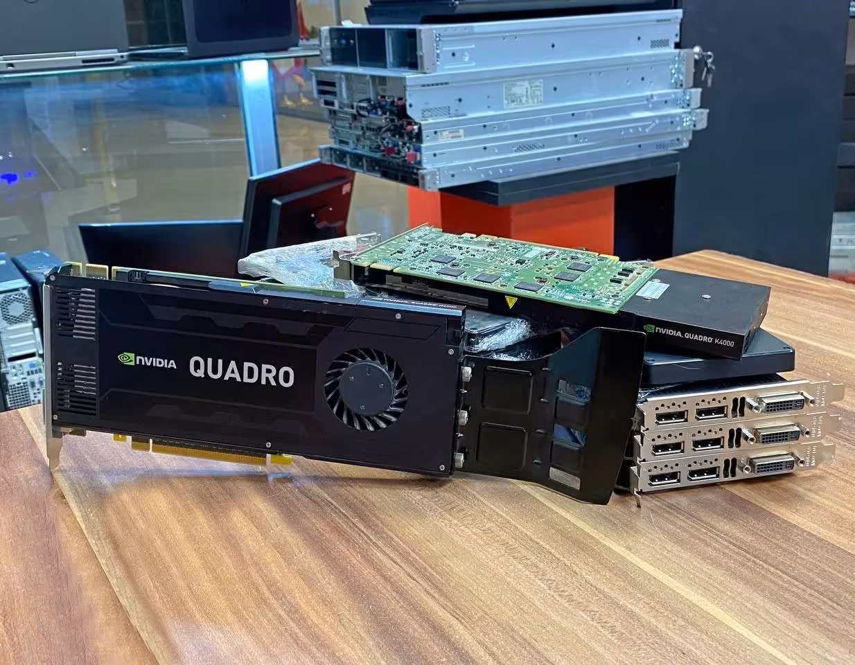 کارت گرافیک Quadro K4000 3GB | مفیدیار مشاوره و خرید لپ تاپ و کامپیوتر با بهترین قیمت