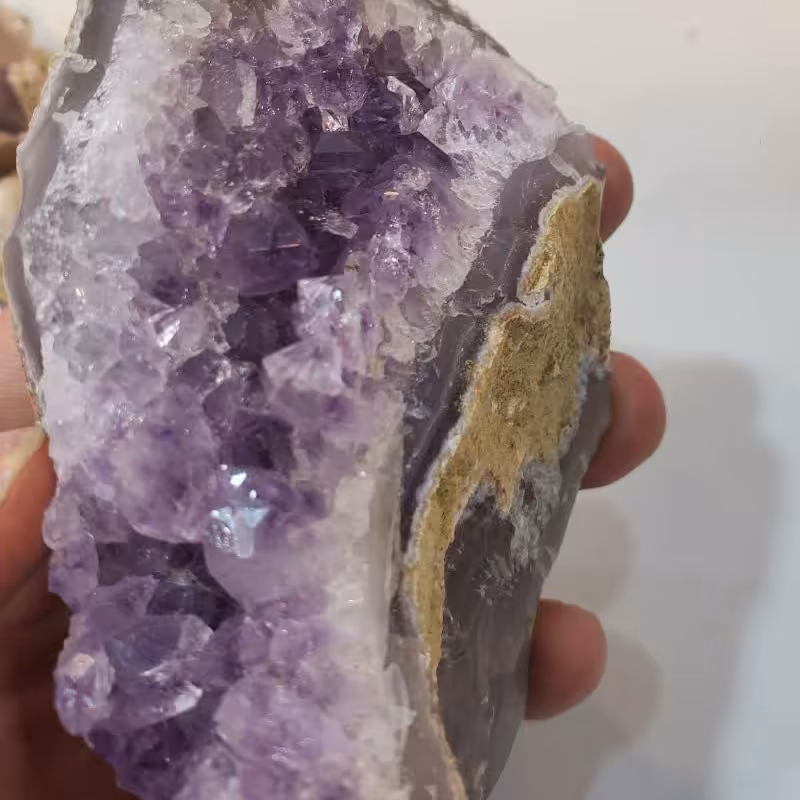 آماتیس ایرانی