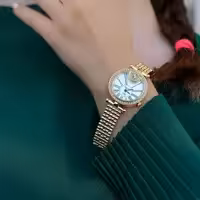 ساعتهای زنانه الینا 