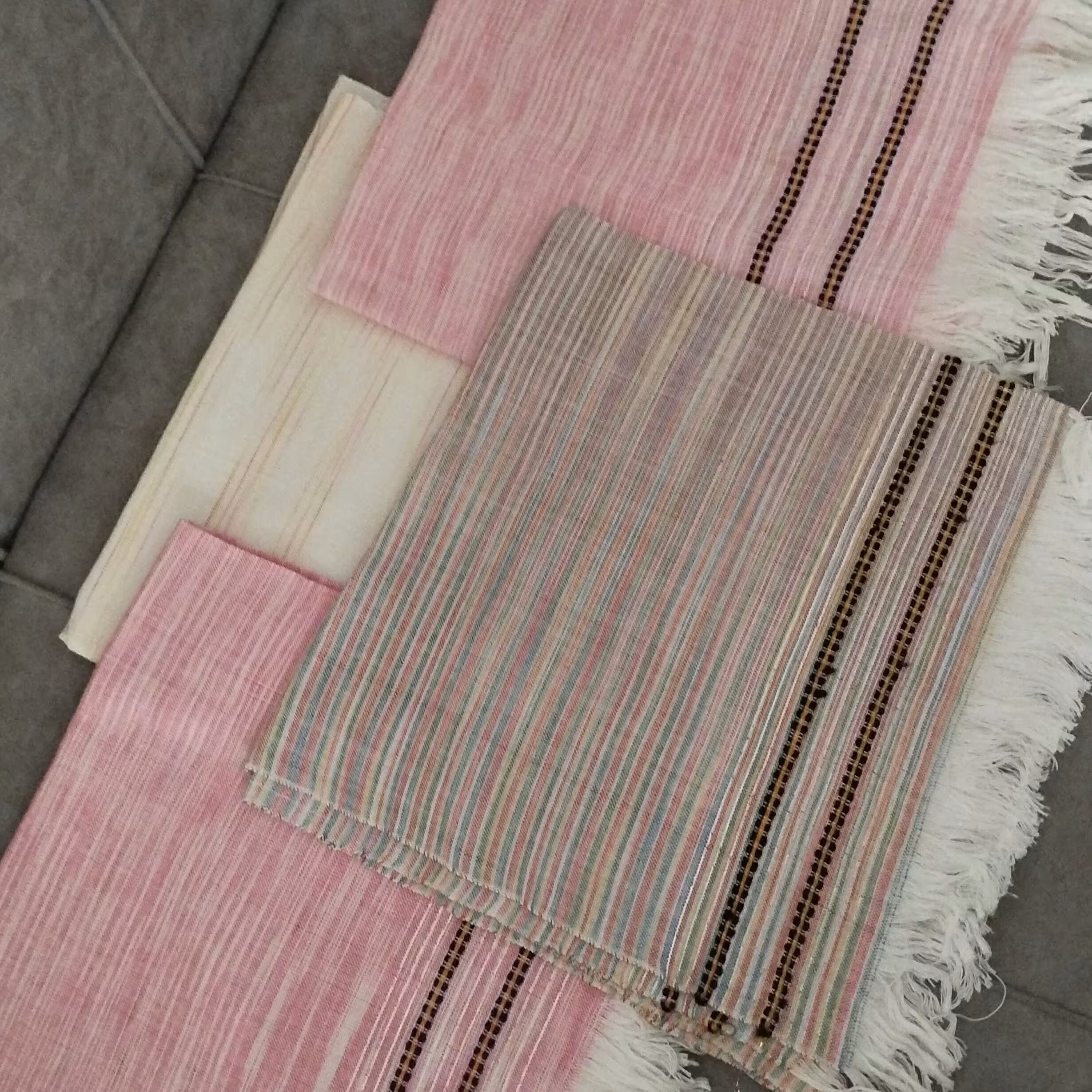 حوله دست آبرنگی 