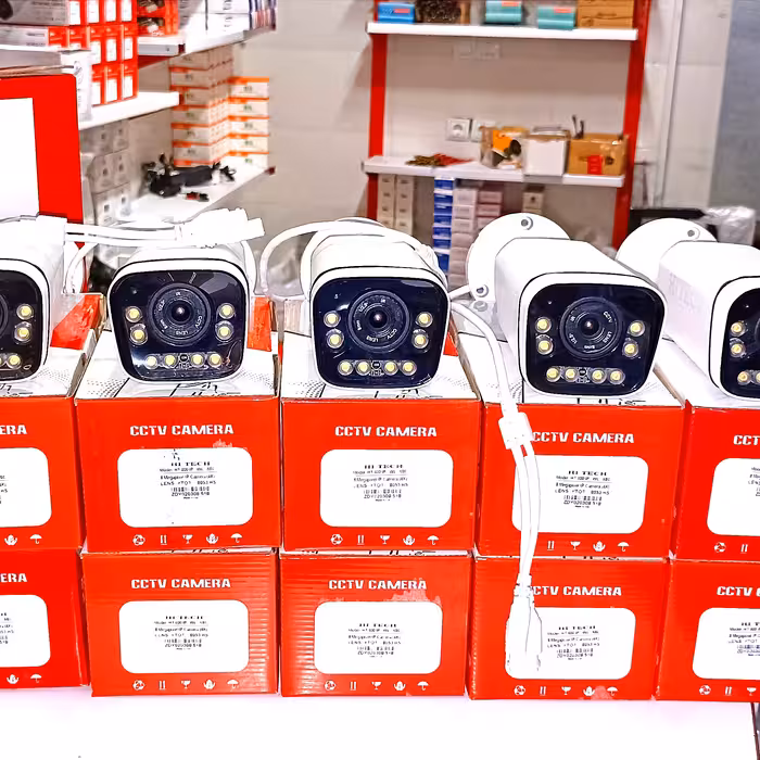 پکیج کامل دوربین مداربسته 10 دوربین 8MP IP (4K) میکروفون دار دید در شب رنگی