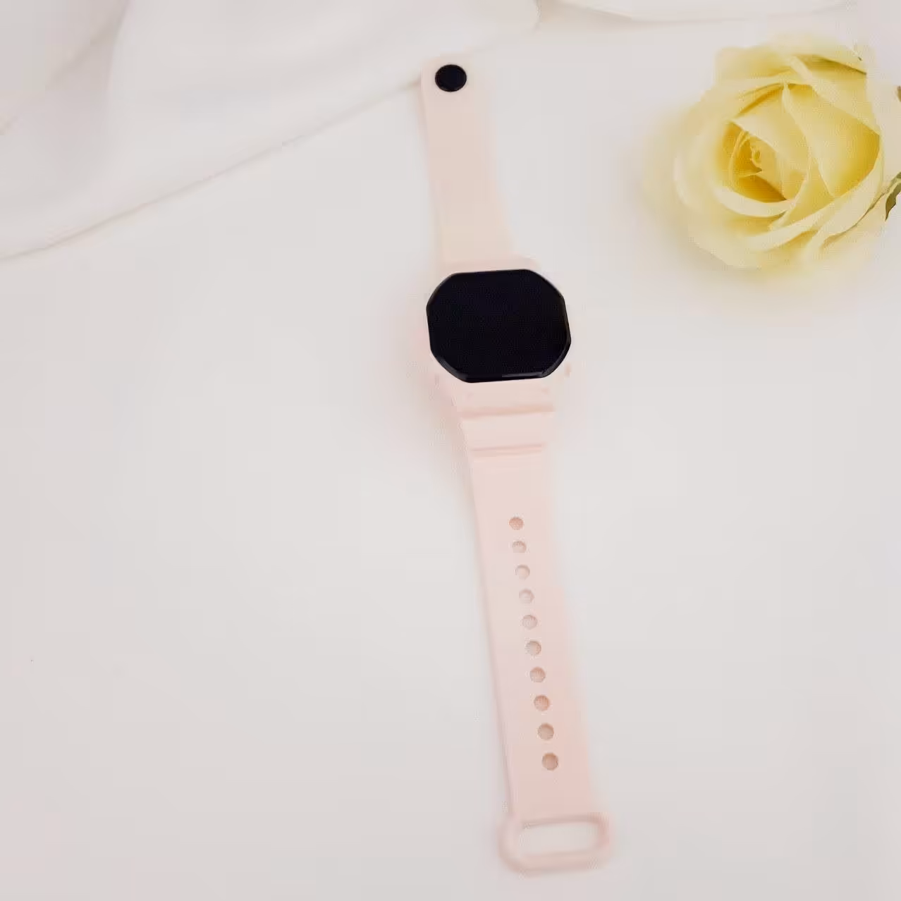 ساعت LED صورتی کد8104. تاچ شش گوش. بند قابل تنظیم