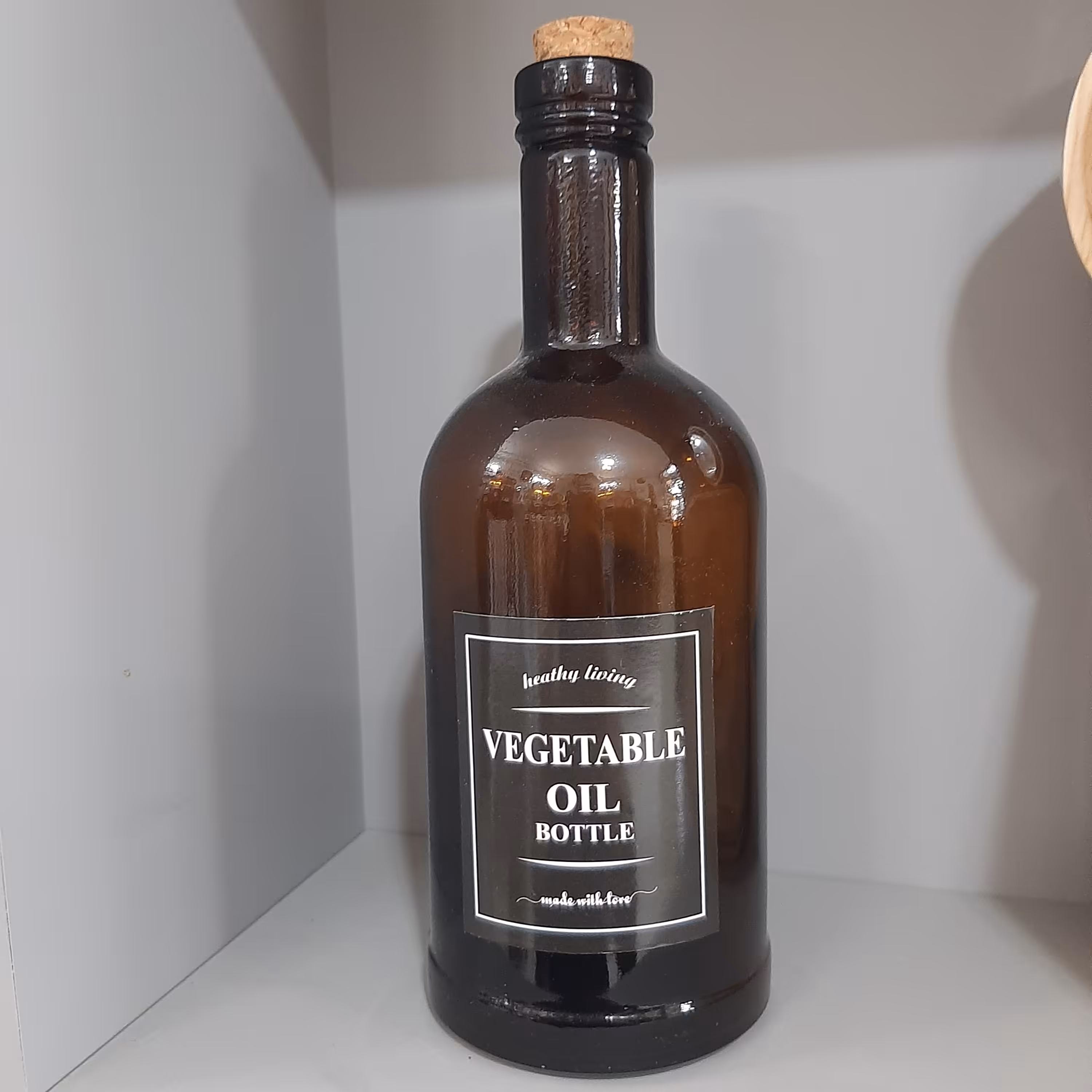 جا آبلیمو و آبغوره و ابنارنج و انواع روغن و مایعات با شیشه دودی و لیبل رنگ مشکی با ارتفاع 22 سانت