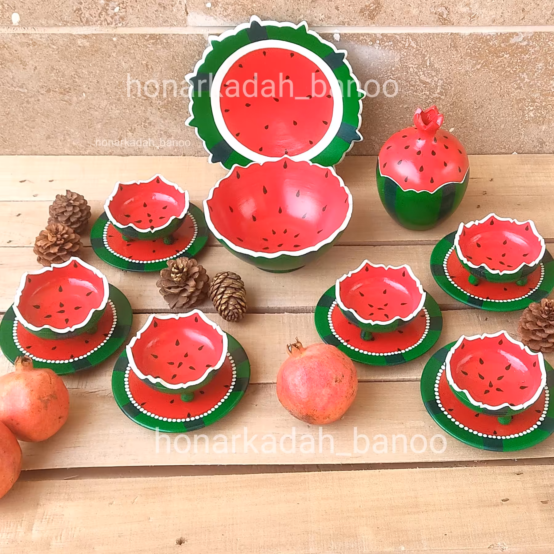 ست زیبای یلدایی،با طرح هنوانه وقابل استفاده وضدآب.