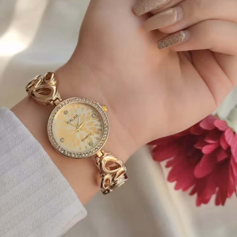 ساعت زنانه برند والار جنس استیل ضد زنگ کد 101