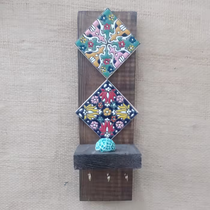 دیوارکوب جاکلیدی سفال و چوب