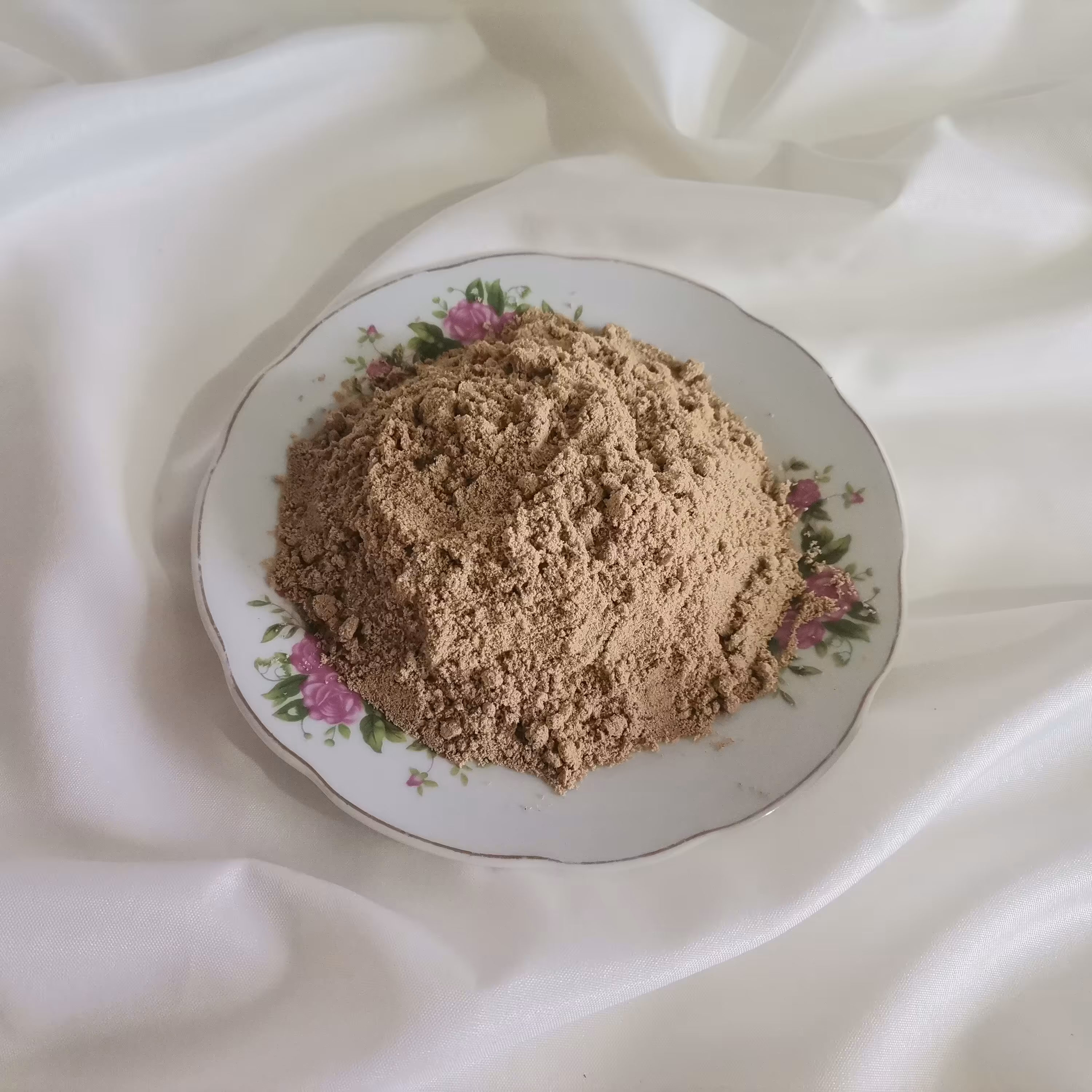 قووتو چهل گیاه یا قاووت چهل گیاه اصل کرمان درجه 1 (بسته 250گرمی)