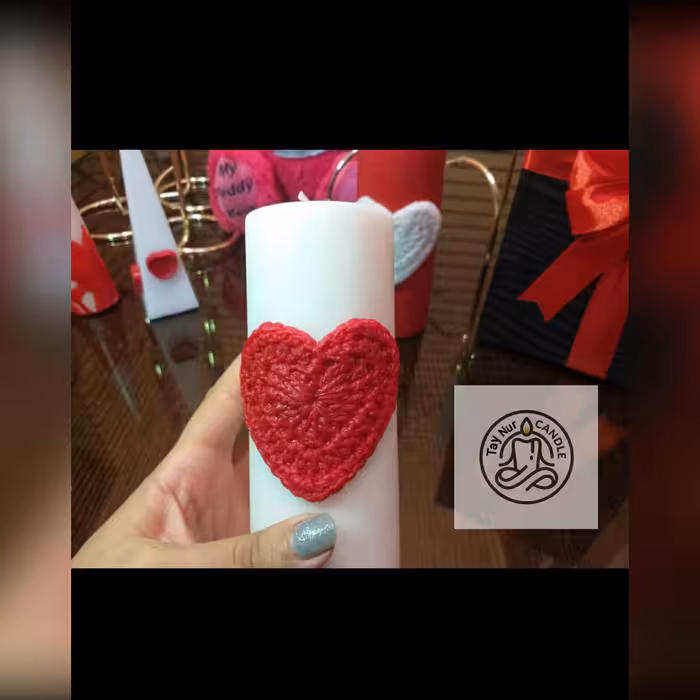 شمع استوانه قلب دار ولنتاین