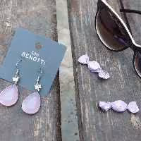 گوشواره یاسی رنگ برند جینا بنوتی