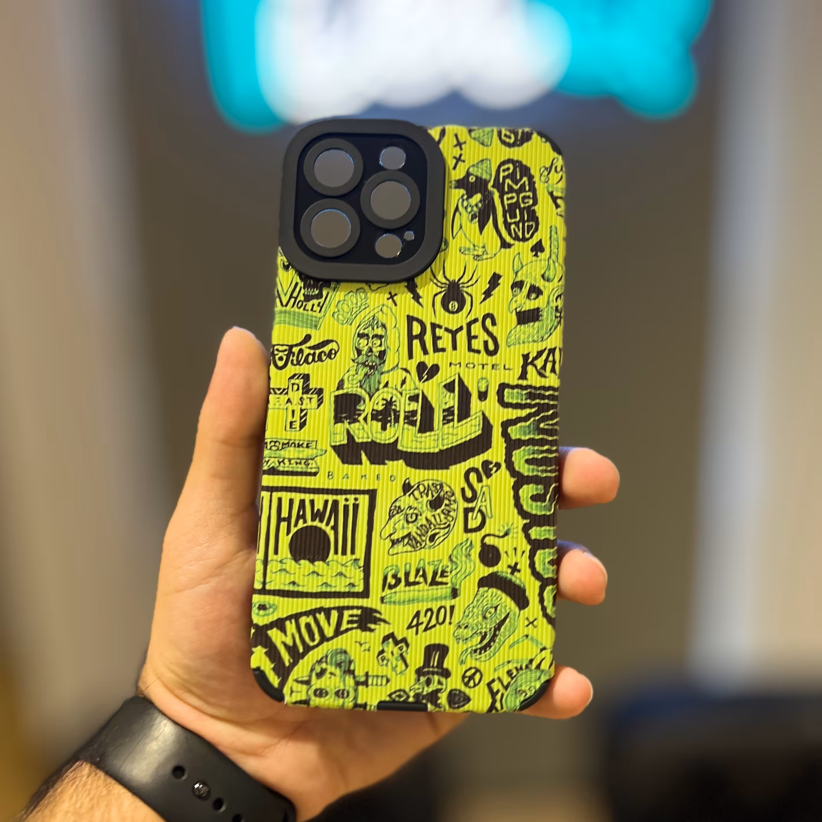 قاب ایفون 13 پرومکس کبریتی طرح  ROLL با محافظ ماژول