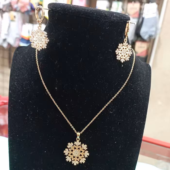 ست گردنبند و گوشواره طرح دونه برف مارک ysx