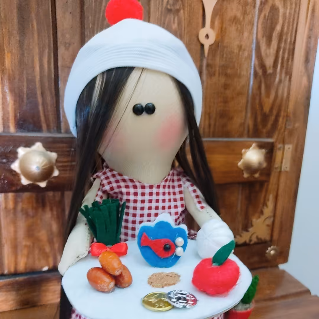 عروسک روسی 30 سانت طرح نوروز با لباس زرشکی