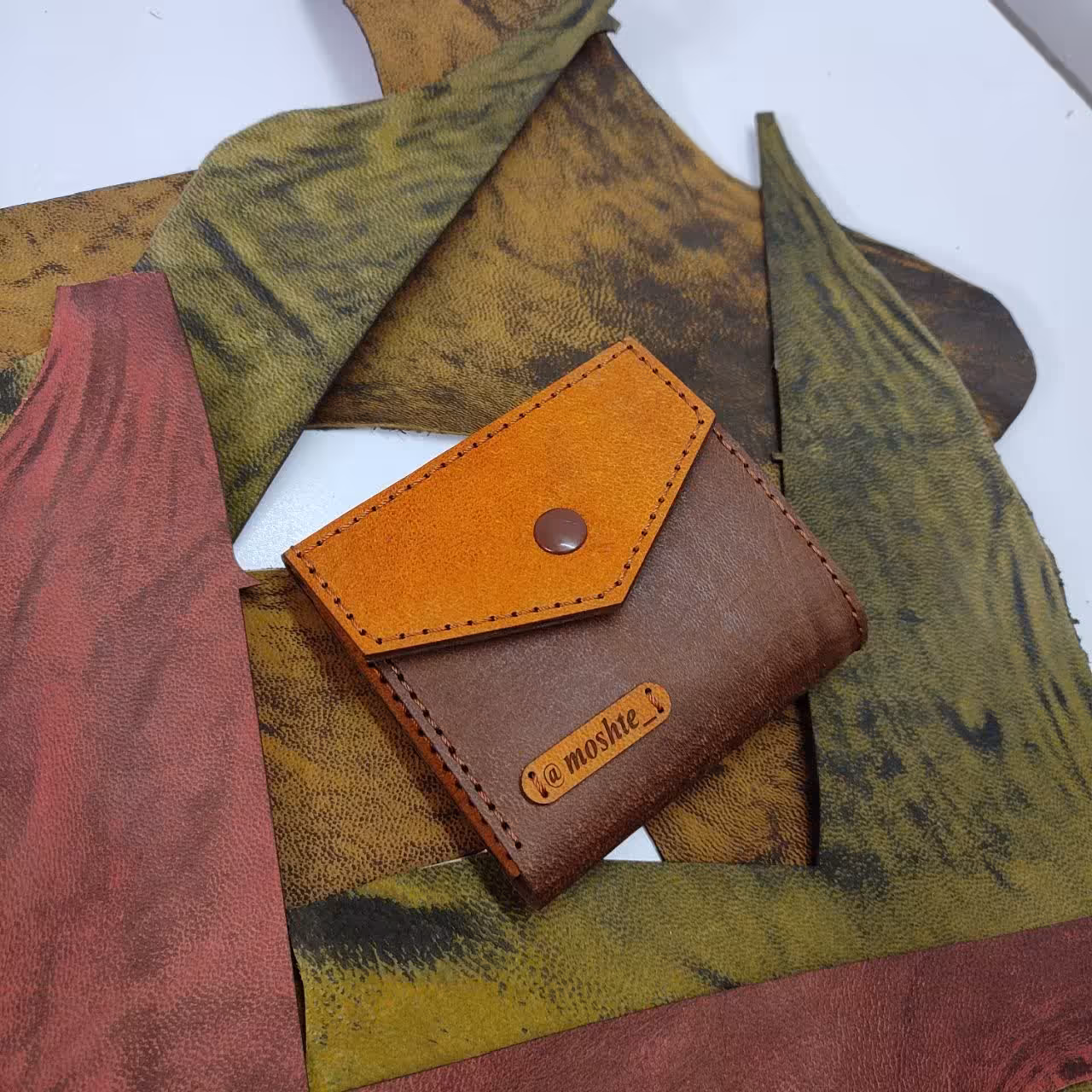 کیف پول دستدوز چرم بزی 