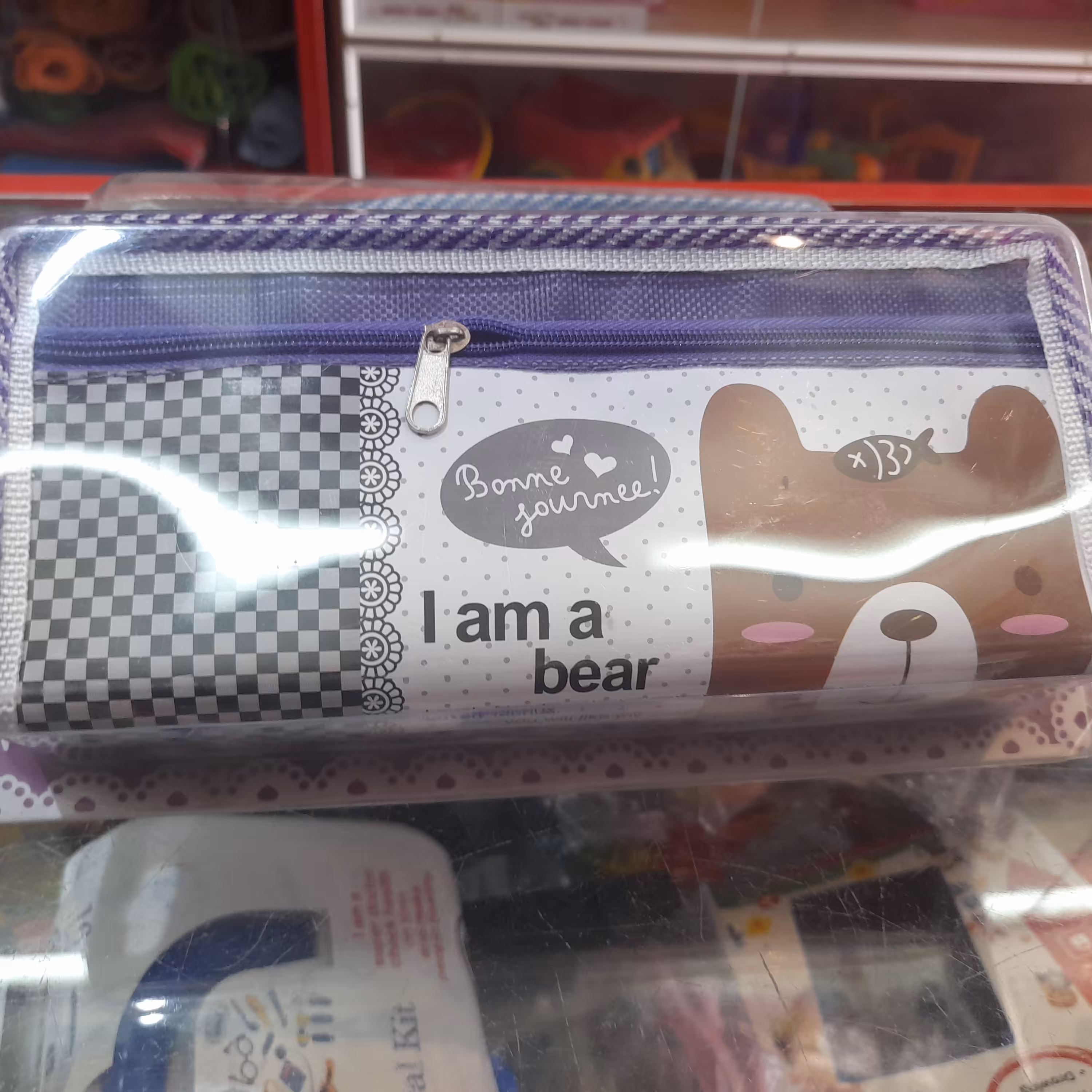 جامدادی بچگانه جادار و زیبا