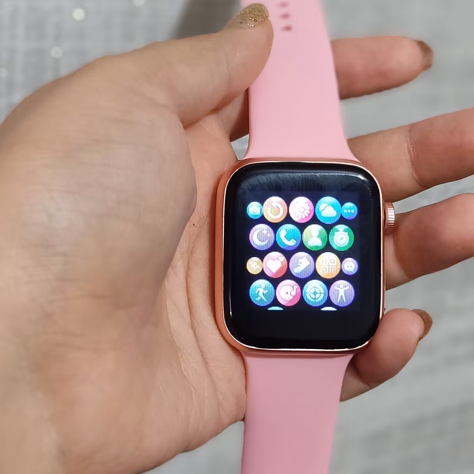 ساعت هوشمند مدل اپل واچ موجود در رنگ مشکی