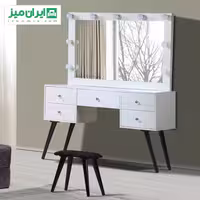 میز آرایش چراغ دار