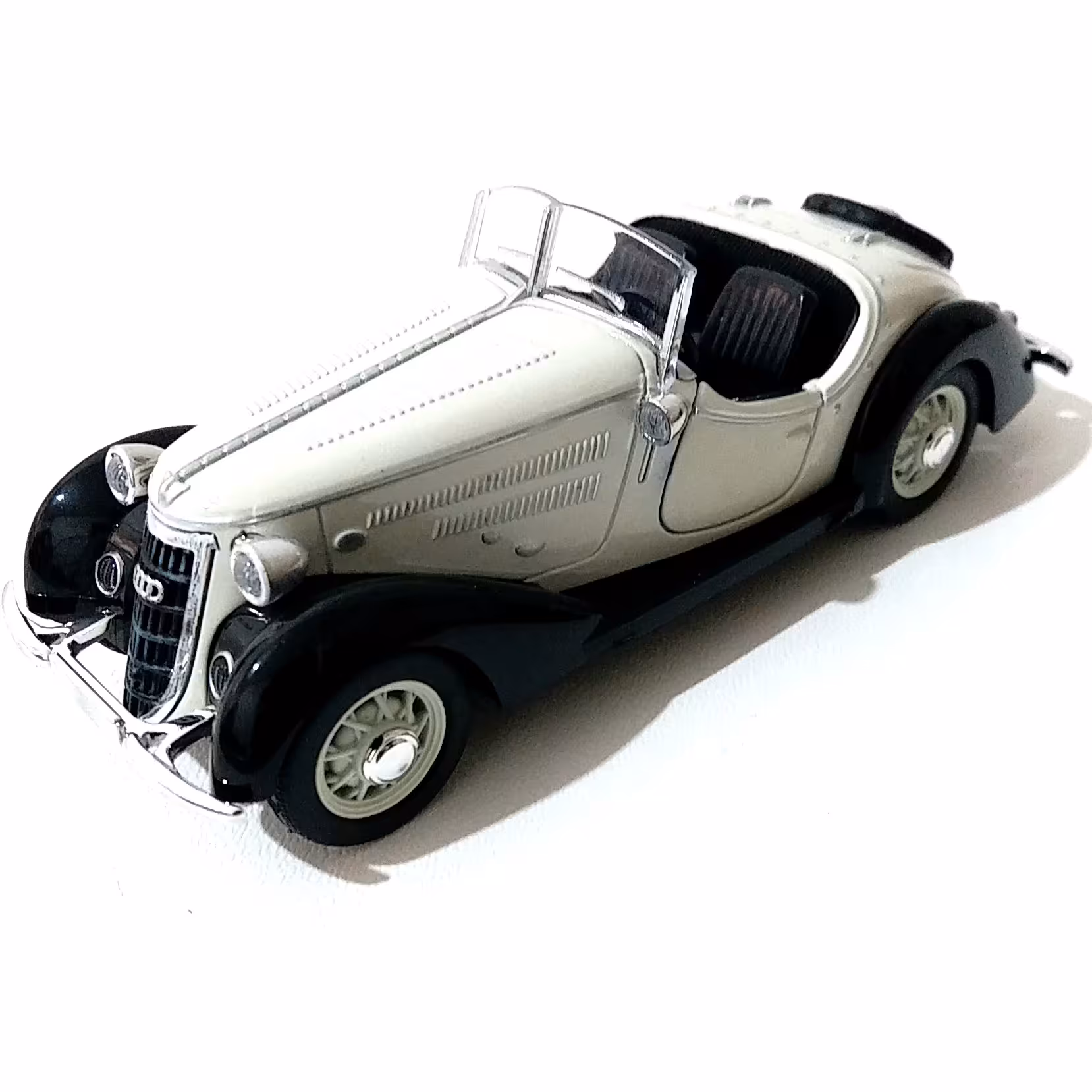 ماکت زیبای ماشین فلزی Wanderer W25K Roadster
