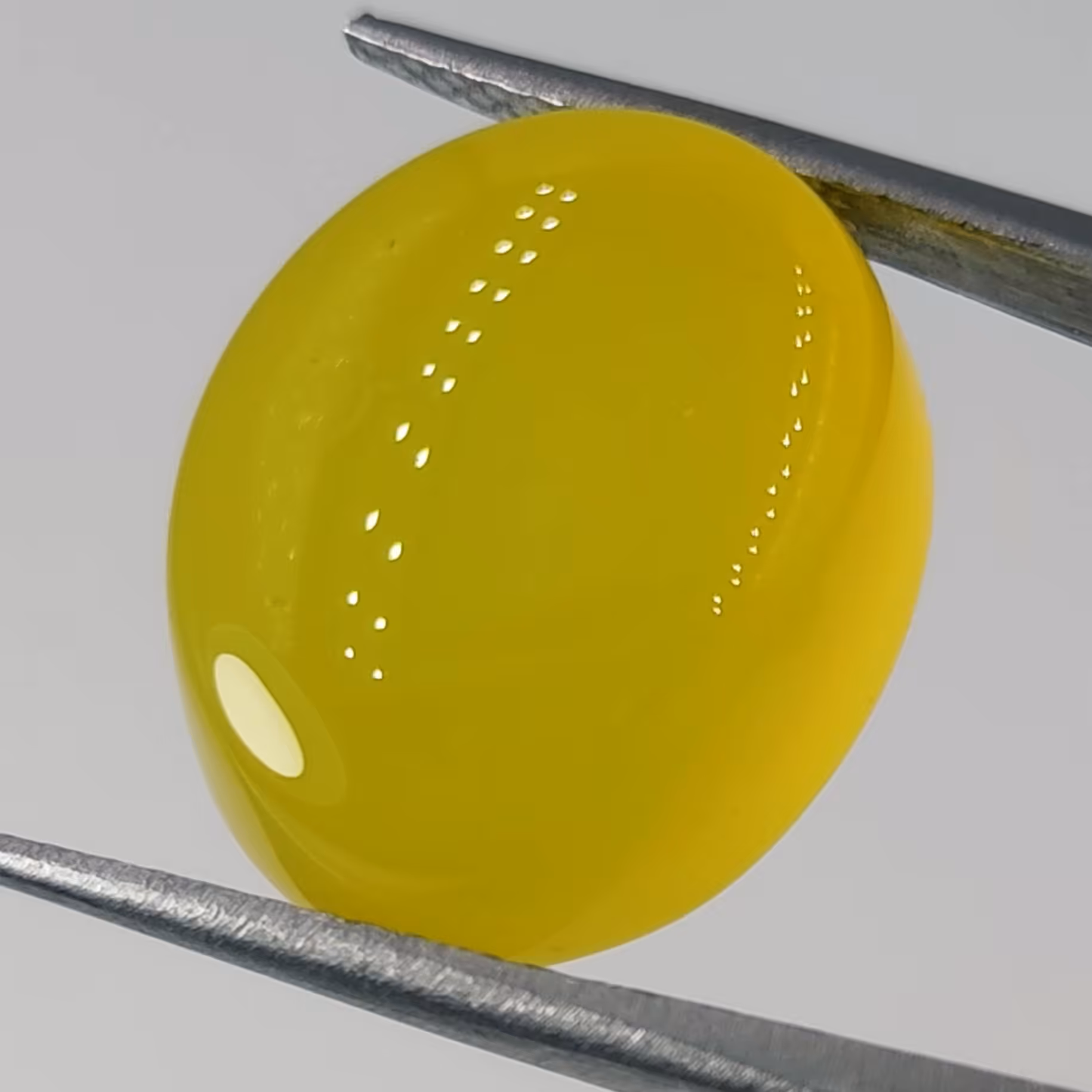 نگین سنگ عقیق زرد معدنی مناسب حکاکی دعای شرف الشمس        