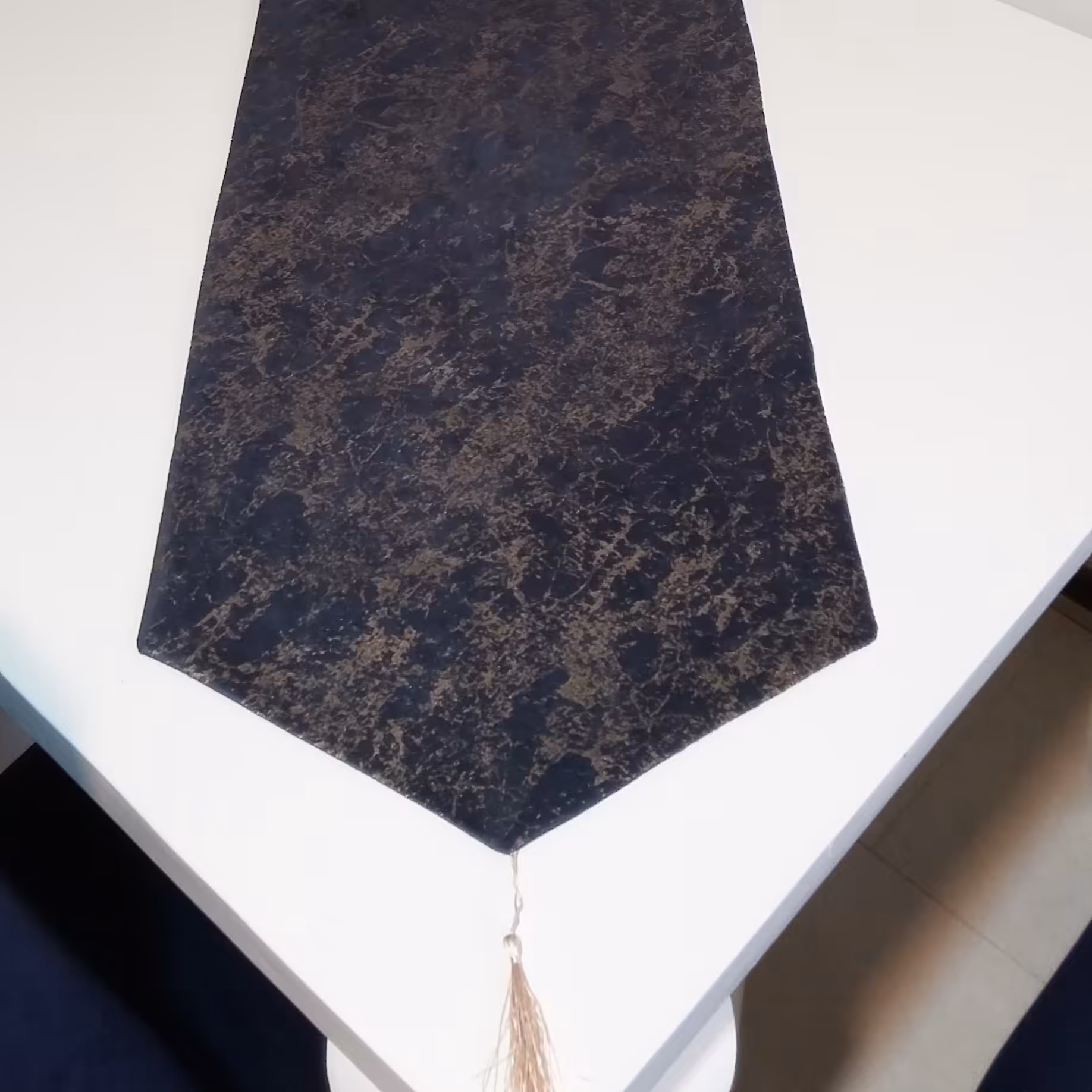 رانر مخمل طلاکوب طرح سنگی