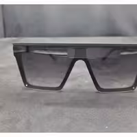 عینک آفتابی زنانه ومردانه مارک vsn(مشکی)